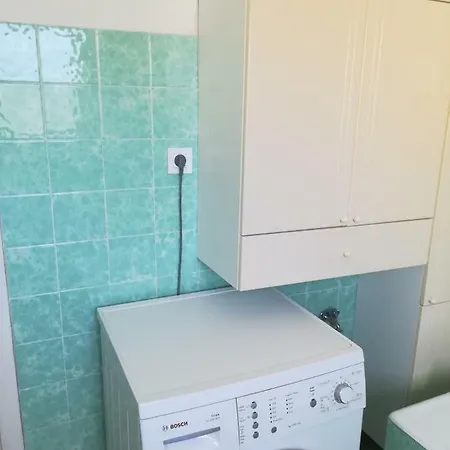 Apartment Tony Split